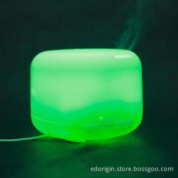 Essential Oil Humidifier with 500mL Water Capacity and 7 Colorful LED Light